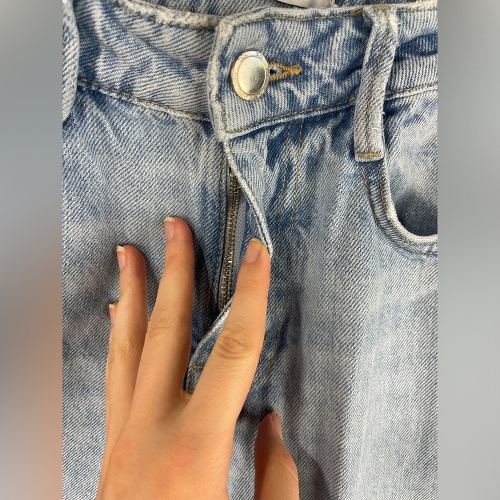 Zara Light Wash Casual Frayed Hem Jeans Size 2 Women’s EUC - Picture 3 of 10